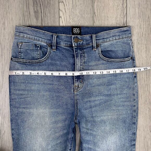 BDG Women Size 32 Twig Cotton Stretch High Rise Skinny Leg Casual Denim Jeans - Picture 9 of 16